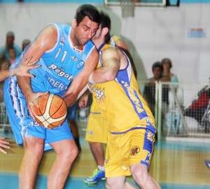 2014-Regatas Uruguay-básquet-Burgos