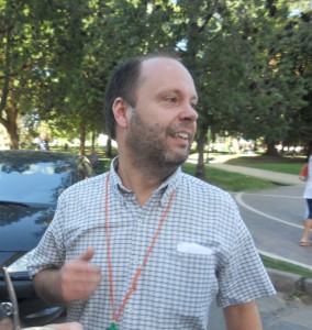 Gustavo Blanc, secretario General de Agmer Uruguay, fue el principal orador de la jornada.