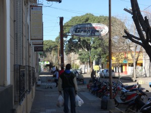 Supermercado Gran Rex-Calle Juan Perón