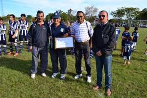 2014-fútbol-Claudio Aguirre Presidente Liga de Fútbol, Cirilo Vereda, Ramon Aguiar Secretario Liga de Fútbol y Ramón Eduardo Barrera Intendente de Colonia Elía