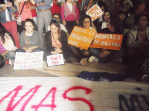 Marcha y actividades en la plaza por el 24 de marzo 023