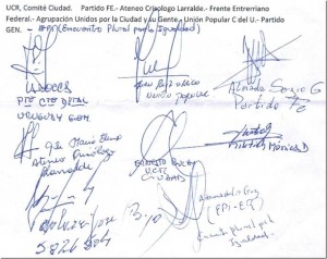 Las firmas al pie del acuerdo opositor. 