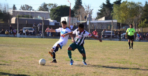 21 de junio-fútbol uruguayense de 2015-local