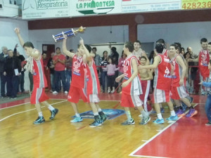 Rocamora campeón en el U19-báquet