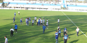 Gimnasia vs Hornos Zapla de Jujuy 30-08-15-Reválida-cuarta fecha 027