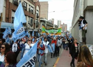 Agmer Uruguay en la movilización de Paraná-miércoles 9 de septiembre