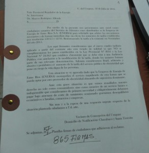 Son 865 los uruguayenses que firmaron. (Foto: El Miércoles Digital). 