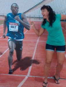 "Si puedo verlo correr a Usain Boldt dentro del estadio olímpico diría que el viaje sale redondito”, desean. (Foto: Facebook. Dos voluntarios en Río 2016).