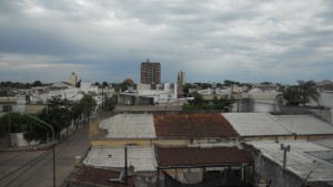 "Yo creo que en lo que debemos pensar es en ¿qué se beneficia la ciudad con este código? Cuál es el sentido de reglamentar tan estrictamente cuando luego, a pedido, se conceden excepción o se modifican zonas sólo para permitir que se pueda hacer lo que antes no estaba permitido". (Foto: El Miércoles Digital).
