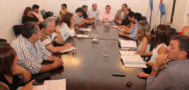 Este jueves el Gobierno Provincial se reunirá con los gremios estatales ...