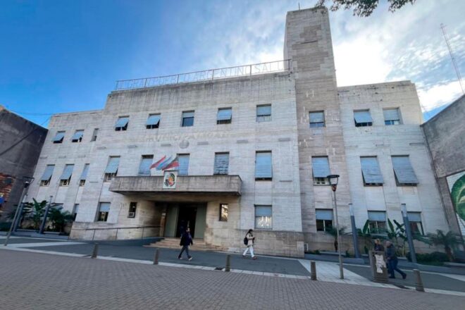 Convocan a una "gran concentración" tras la no renovación de 130 contratos en la Municipalidad - El Miércoles Digital
