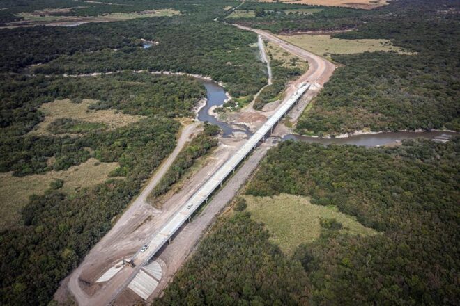 Aseguran que está por terminarse el puente de 400 metros sobre el río Gualeguaychú - El Miércoles Digital