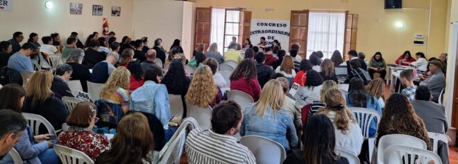 Los docentes quieren una propuesta salarial - El Miércoles Digital