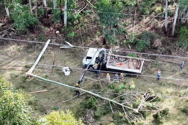 Salto Grande aclaró que durante la tormenta sus cuatro subestaciones y los transformadores operaron de manera normal - 